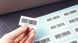 シール貼りのイメージ